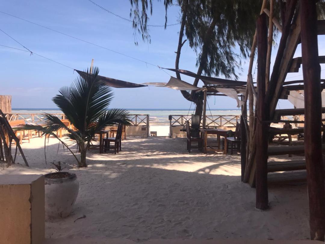 Mohammed Bungalows And Restaurant マテムウェ エクステリア 写真