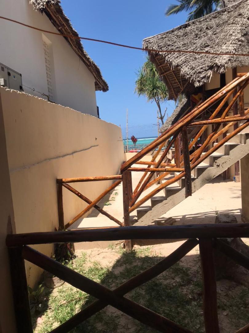 Mohammed Bungalows And Restaurant マテムウェ エクステリア 写真